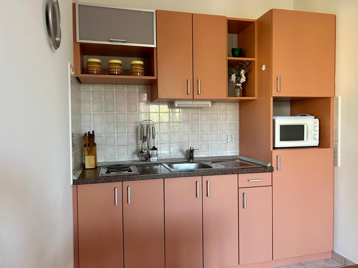 Apartments Stokic Раб Екстер'єр фото